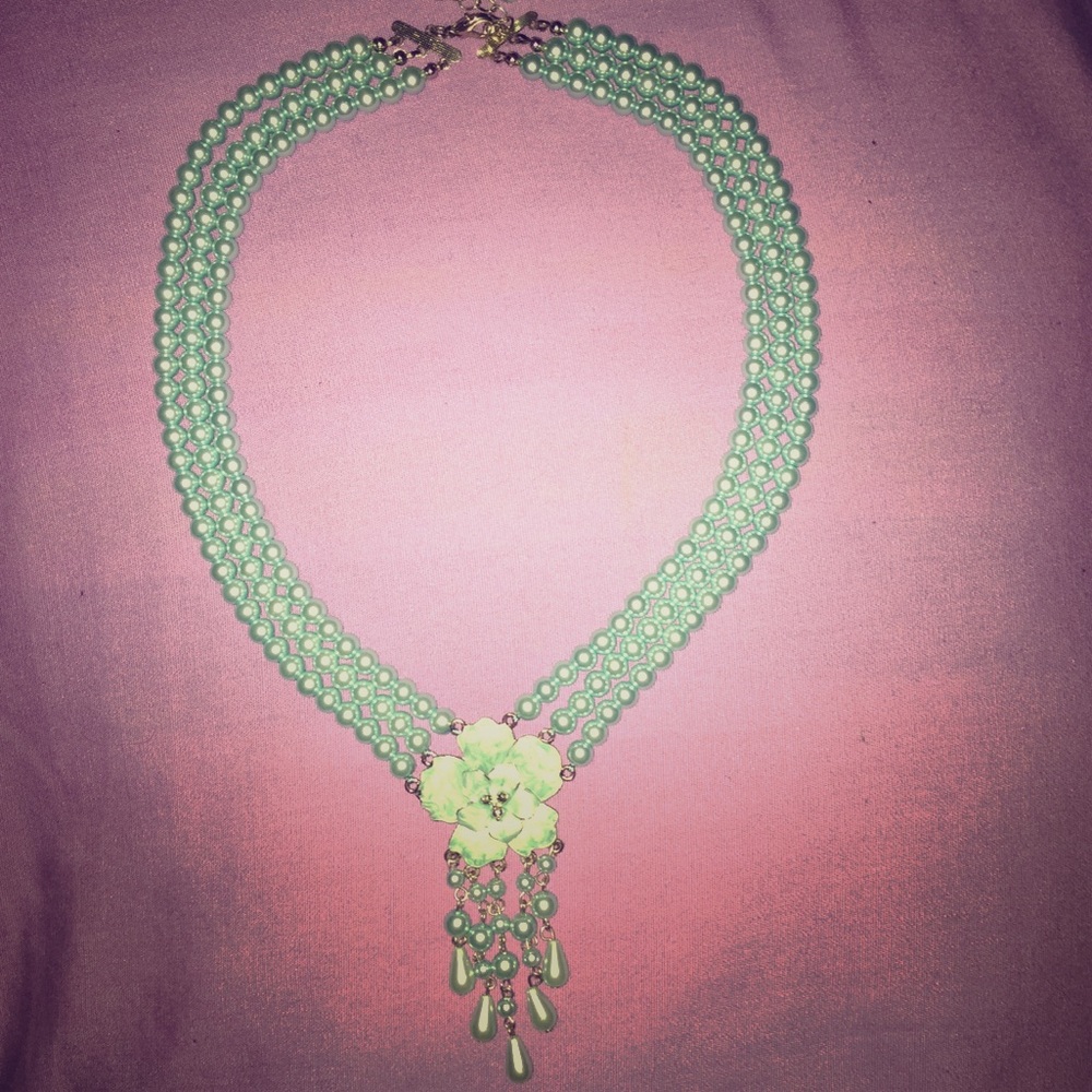 Pearl Flower Necklace